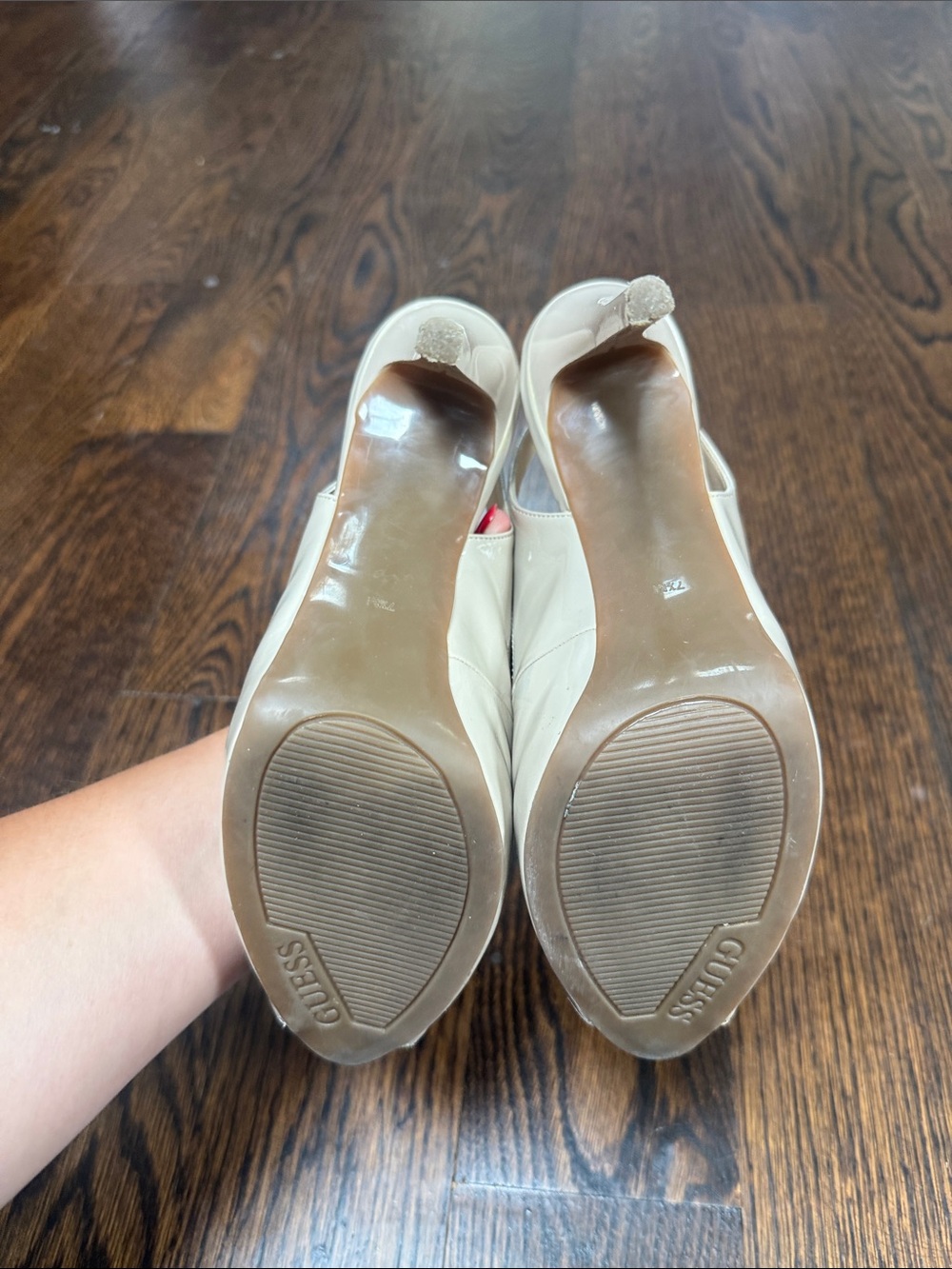 Guess Women's Nude Peep Toe Faux Patent Leather Stiletto Heels Pumps Size 7.5 - Picture 3 of 6